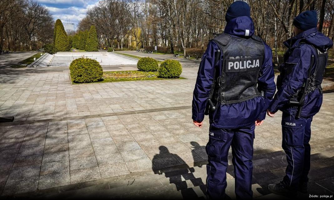 Bezpieczne podróże dzieci – kontrole autokarów przez policję w Nowej Soli